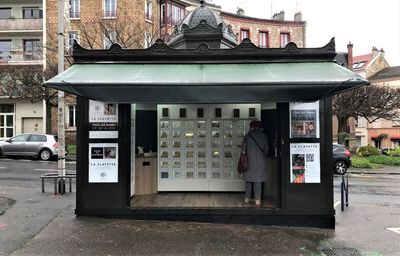 « Boîtes de rue ! » : Futur encombrant des trottoirs ou prémisses d'un espace public ressource pour les habitants ?